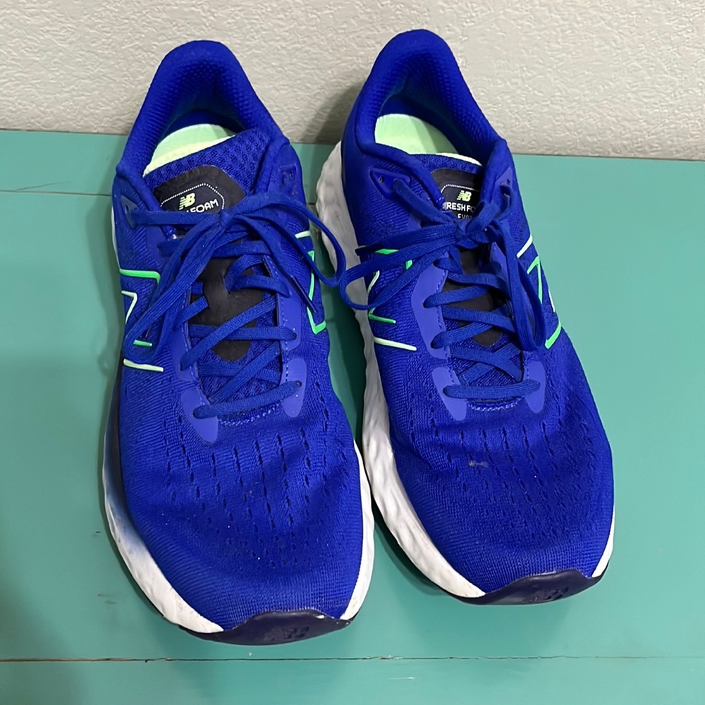 New Balance Fresh Foam Evoz - size 13 - Mens